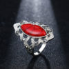 Elegantný prsteň s červeným prírodným kameňom