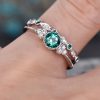 Luxusný dvojset prsteňov so zeleným kryštálom