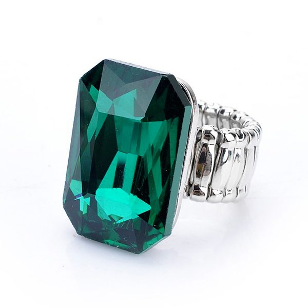 Elastický prsteň s veľkým zeleným kryštálom