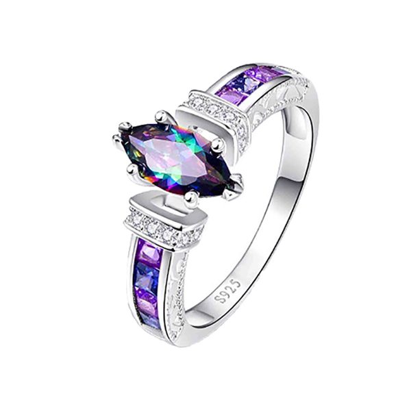 Elegantný prsteň s fialovými kryštálmi