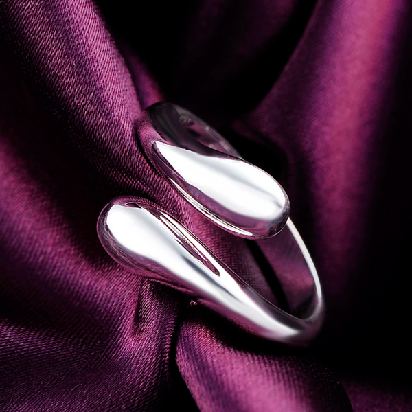 Elegantný prsteň so slzičkami - veľ. 8